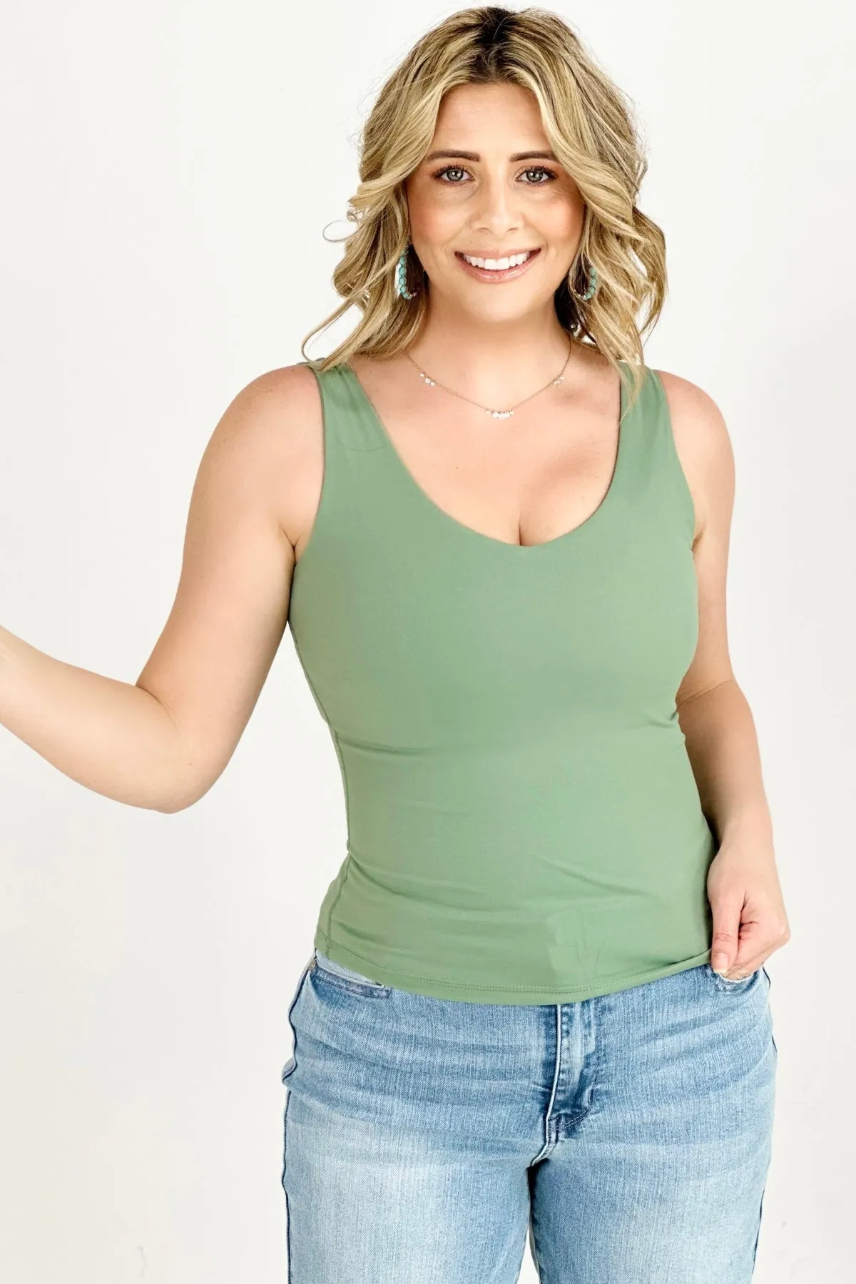 5 Colors - FawnFit Medium Length Lift Tank 2.0