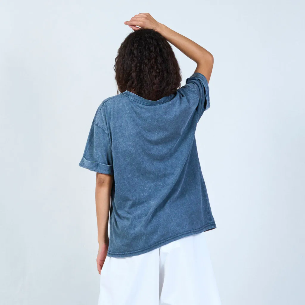 Black basic t-shirt with graffiti details wholesale