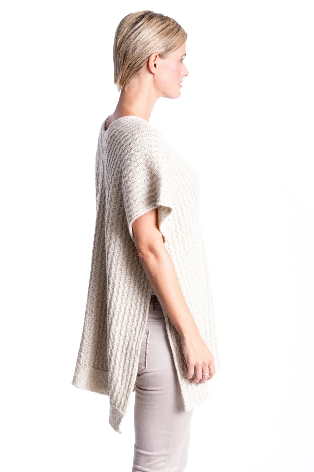 Button Knit Gillet in Natural