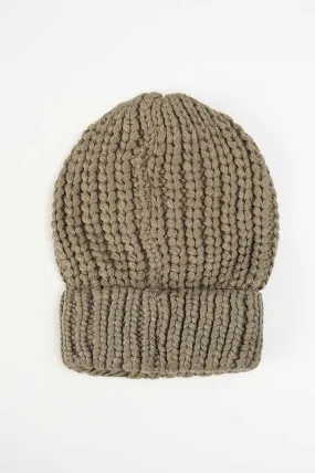 KNITTED BEANIE
