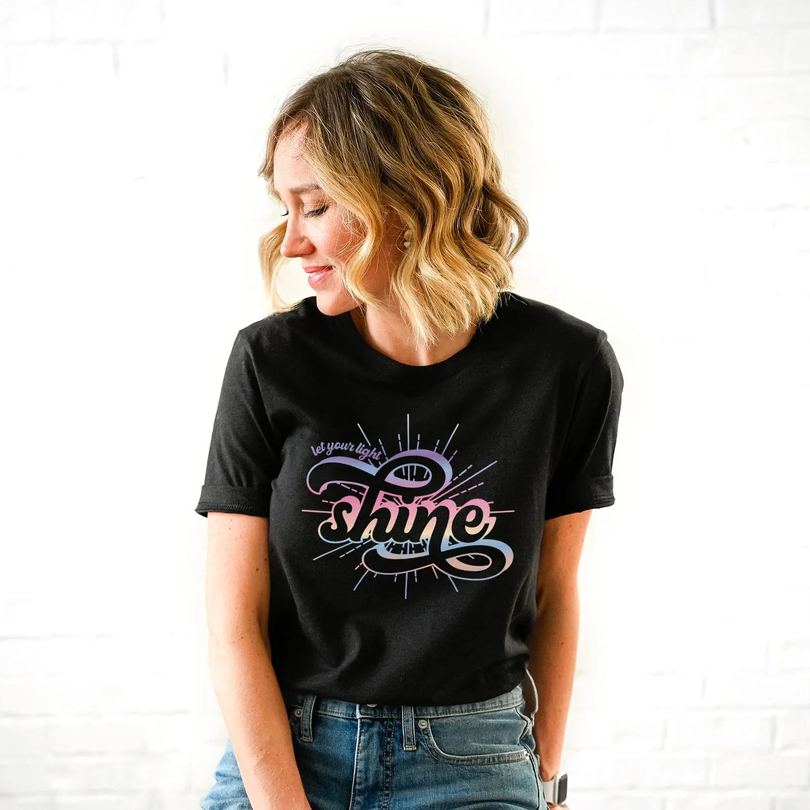 Let your light shine - Groovy Tee